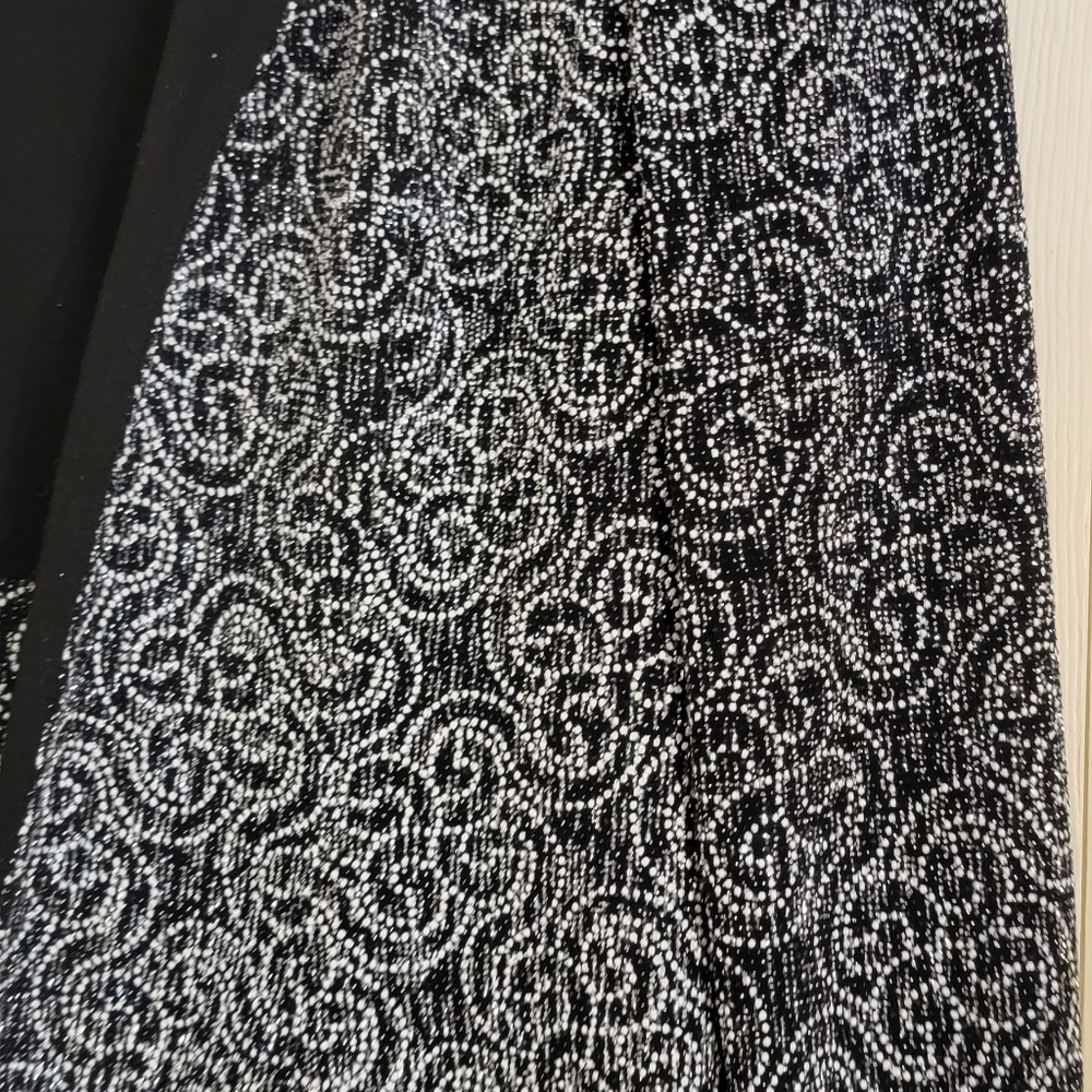 Ladies 2pc Set - image 3